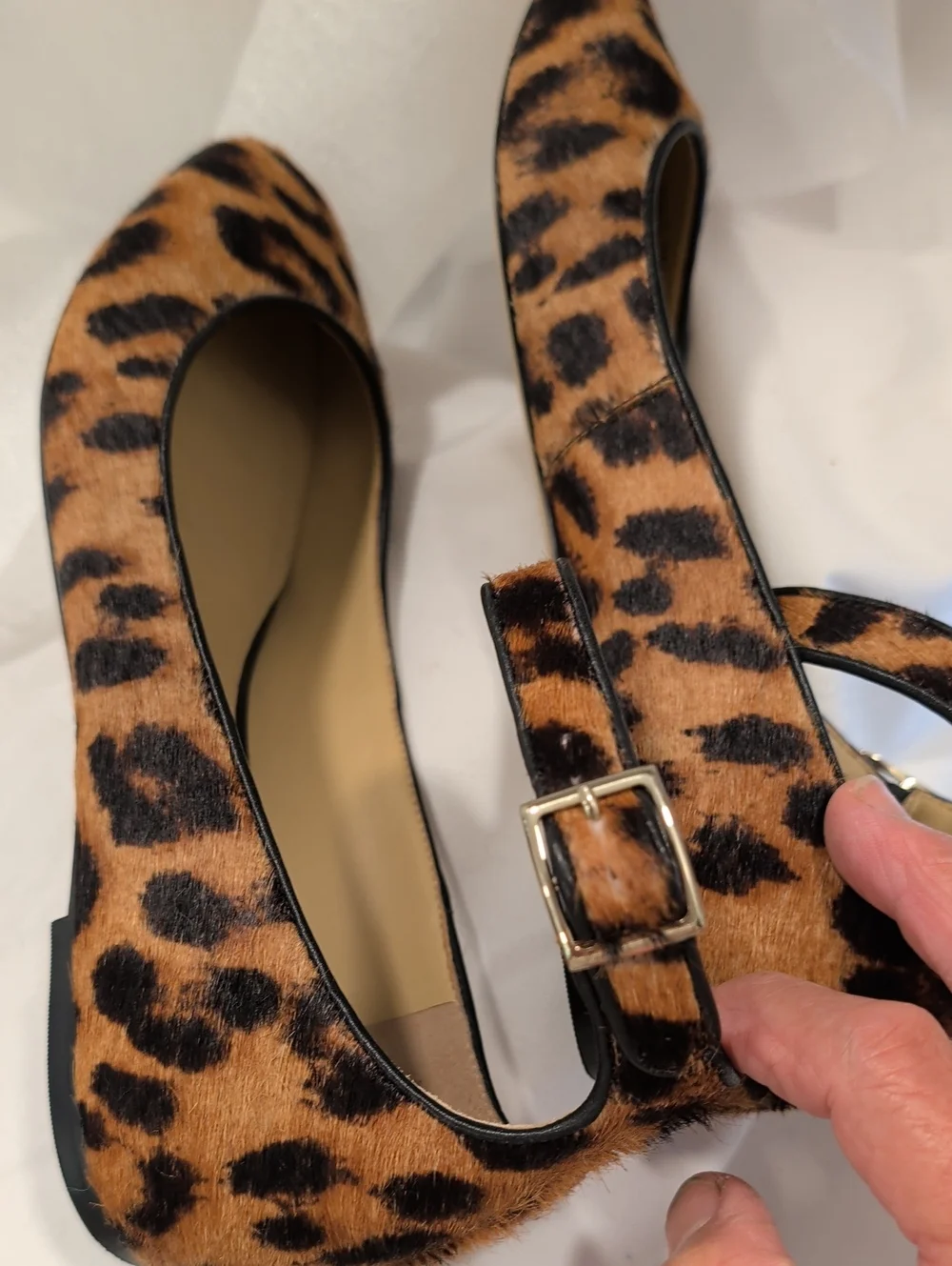 Talbots size 7.5 Leather Upper Leopard Print Ankle Strap Flats - Brown/Tan